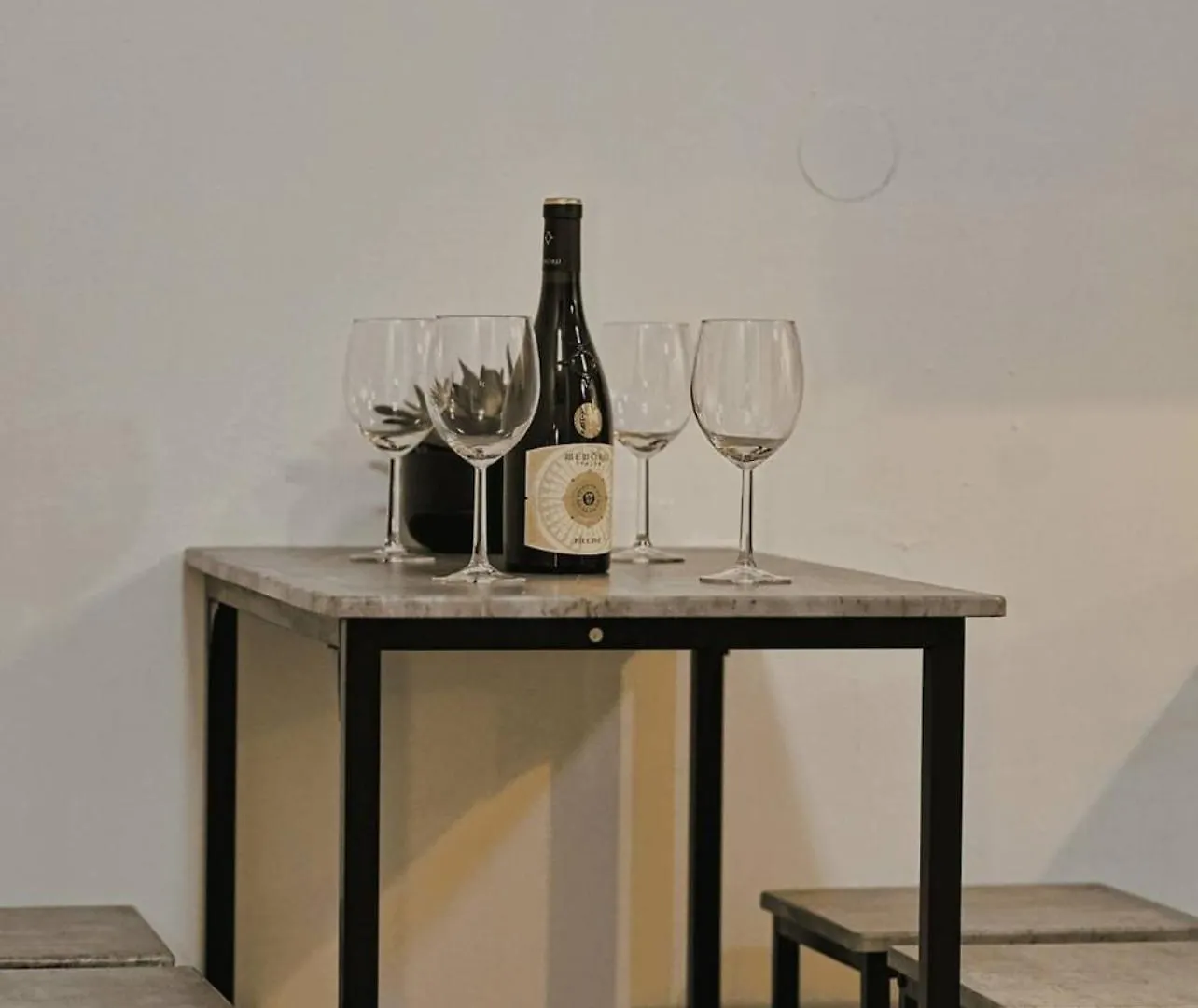 Charmante Wohnung Nahe Wiener Stadthalle Apartment