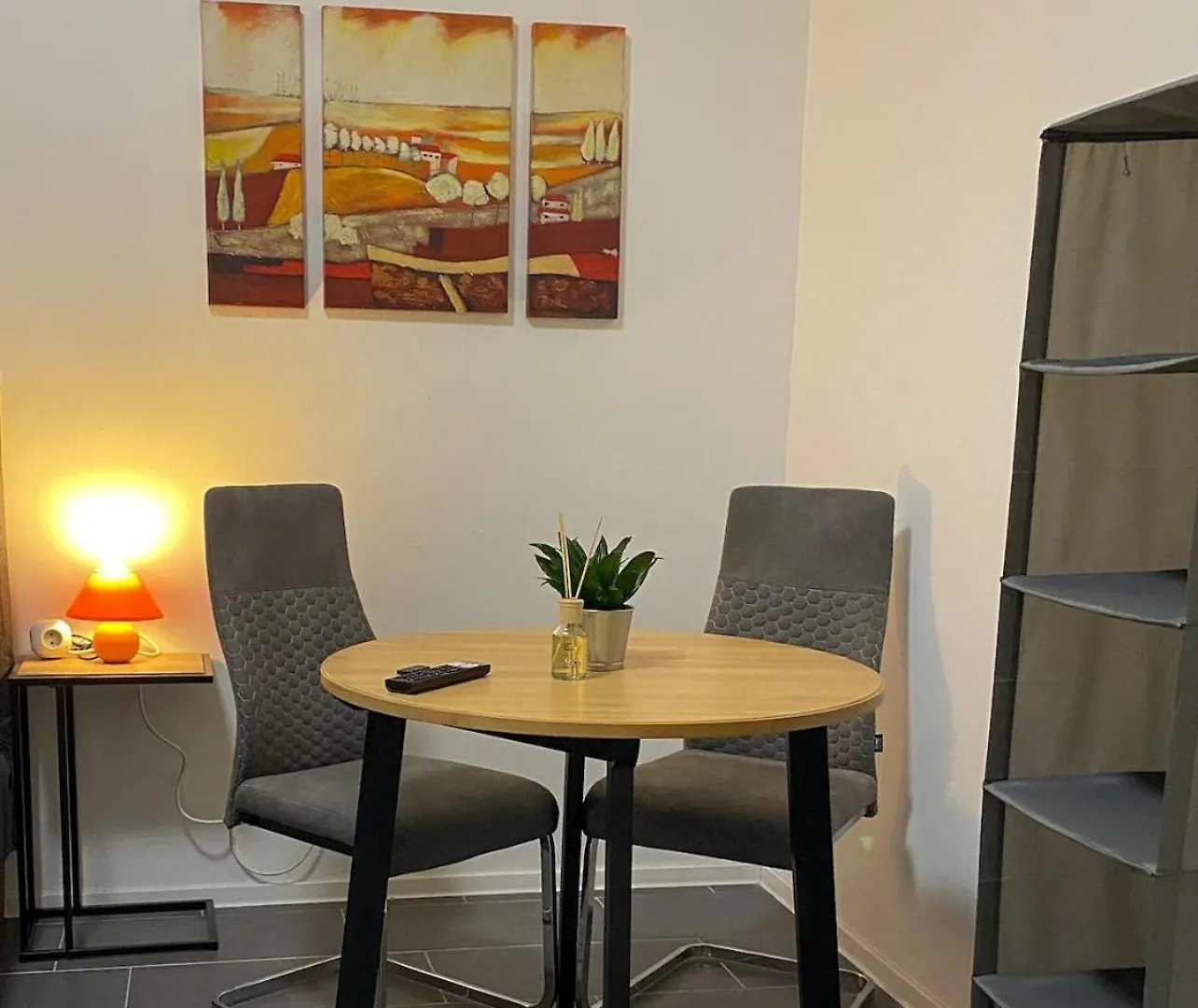 Charmante Wohnung Nahe Wiener Stadthalle Apartment Vienna